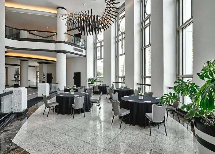 Loews Miami Beach Hotel